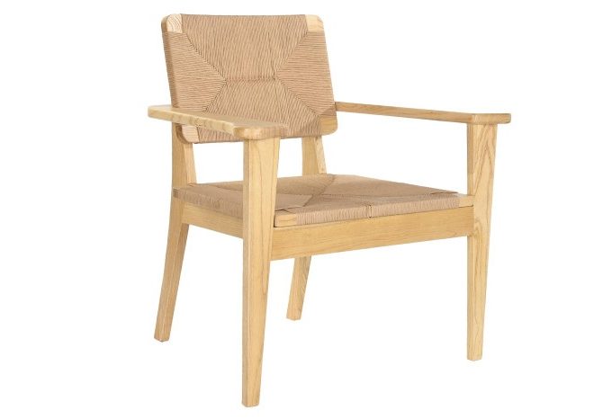 sillón madera de olmo y ratán con apoyabrazos estilo rústico