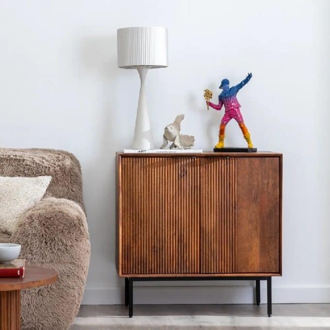 Aparador Madera de Mango Puertas Acanaladas Ouse, Contemporáneo (160x40x78 cm)