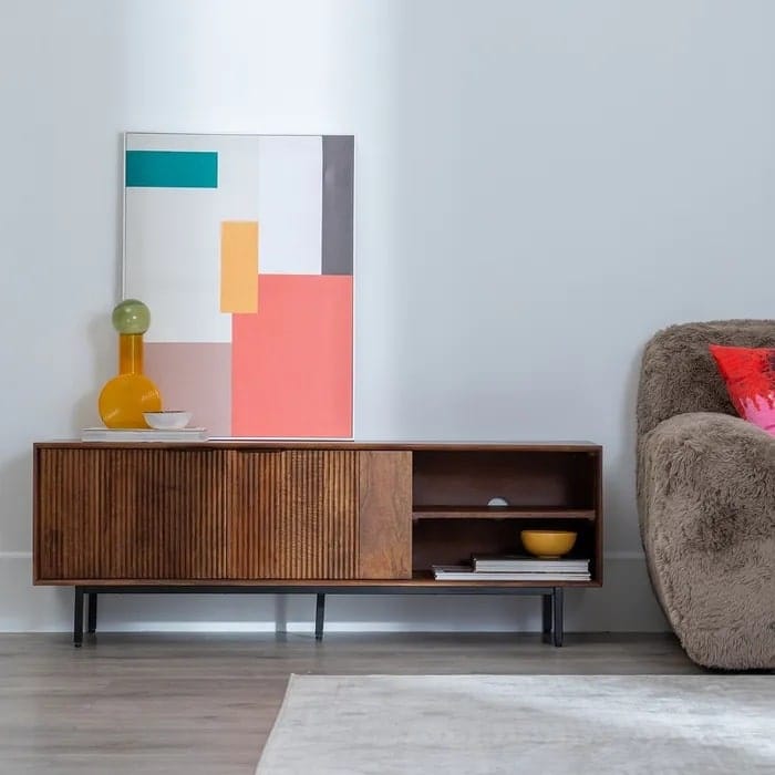 mueble auxiliar tv en madera de mango con puertas y dos huecos