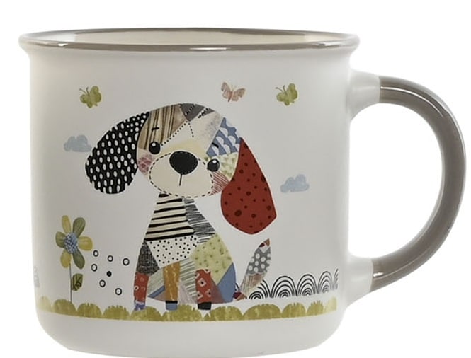 taza en porcelana blanca con dibujo de perrito multicolor