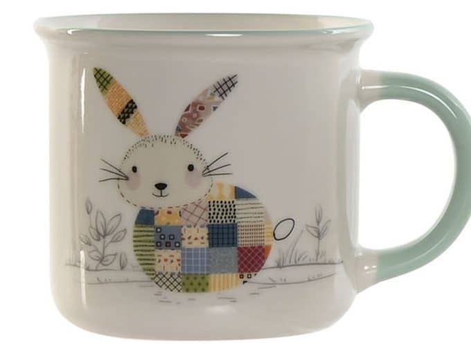 mug porcelana blanca con dibujo de divertido conejito multicolor
