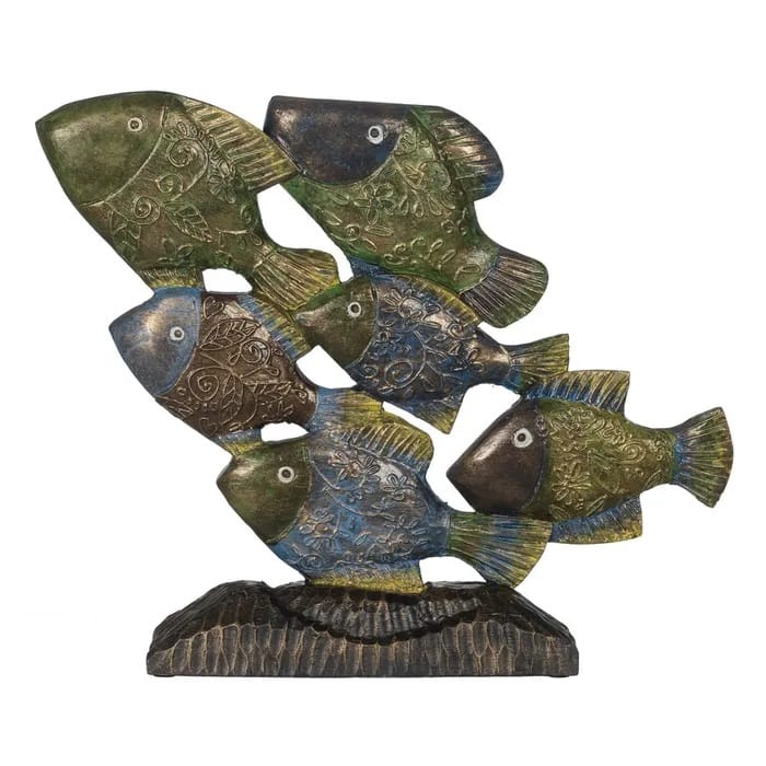 figura tallada en madera de albasia de peces en tonos azules