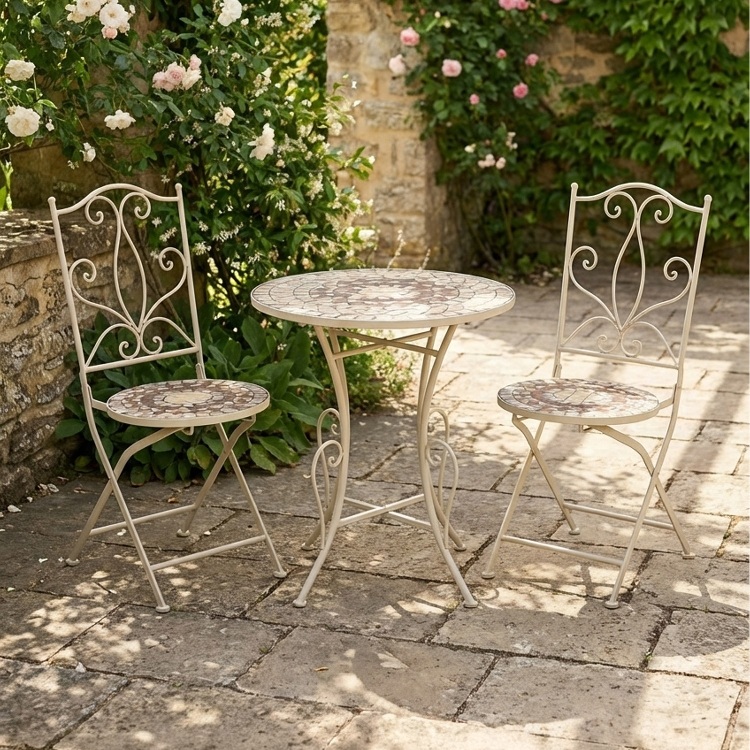 set de jardín en metal blanco combinado piedra multicolor de estilo vintage
