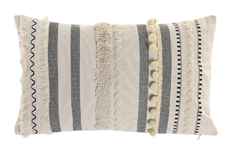 Set de dos cojines en poliéster beige con detalles de flecos y bolillos