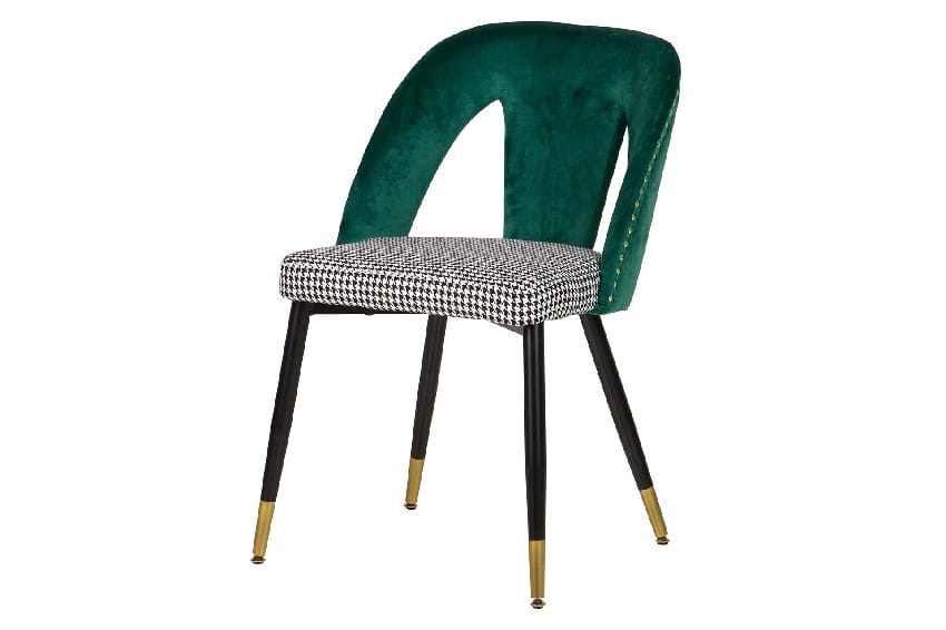 silla en terciopelo verde combinado con cuadritos de vichy de estilo art decó