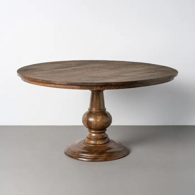 mesa de comedor en madera de mango macizo con moldujras de estilo clásico