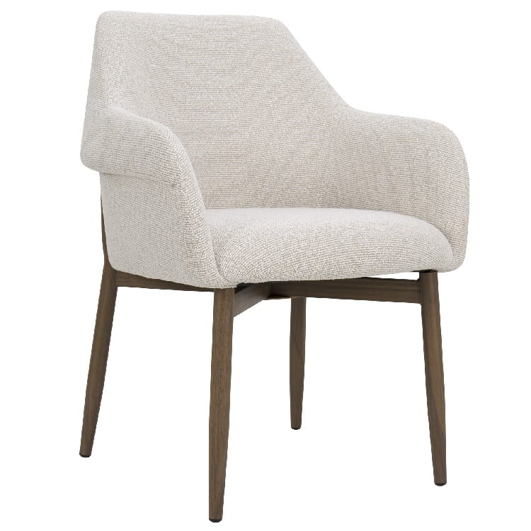 silla con apoyabrazos tapizadas en tejido de chenilla color crema y patas de metal marrón